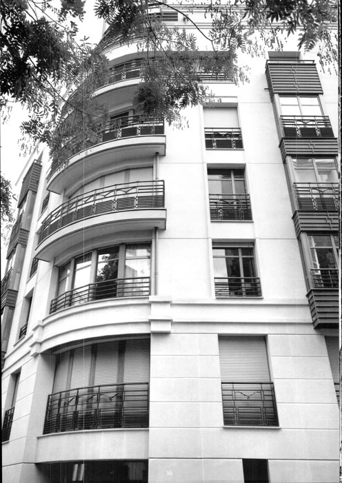 Photo n°036 du livre IMMEUBLES 1988-2002 par Dominique Dutreix