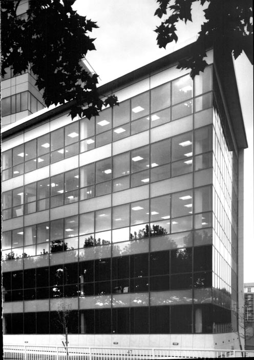 Photo n°047 du livre IMMEUBLES 1988-2002 par Dominique Dutreix