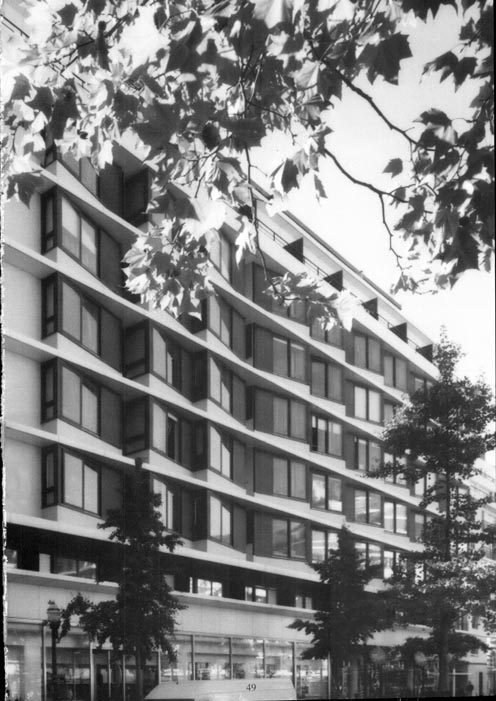 Photo n°049 du livre IMMEUBLES 1988-2002 par Dominique Dutreix