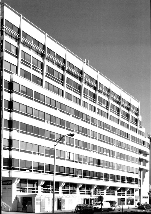Photo n°073 du livre IMMEUBLES 1988-2002 par Dominique Dutreix