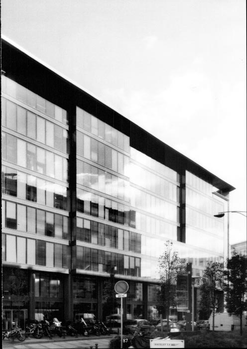 Photo n°087 du livre IMMEUBLES 1988-2002 par Dominique Dutreix