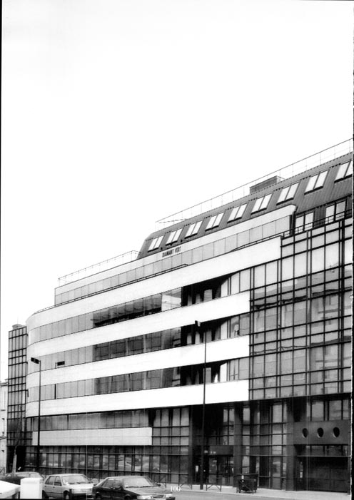 Photo n°100 du livre IMMEUBLES 1988-2002 par Dominique Dutreix